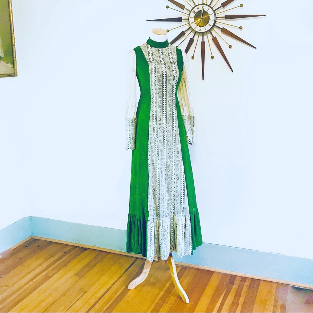 Vintage 1970s Velvet prairie cottage Maxi Dress M - Picture 2 of 7